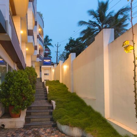Cilantro By The Sea Hotel Thiruvananthapuram Buitenkant foto