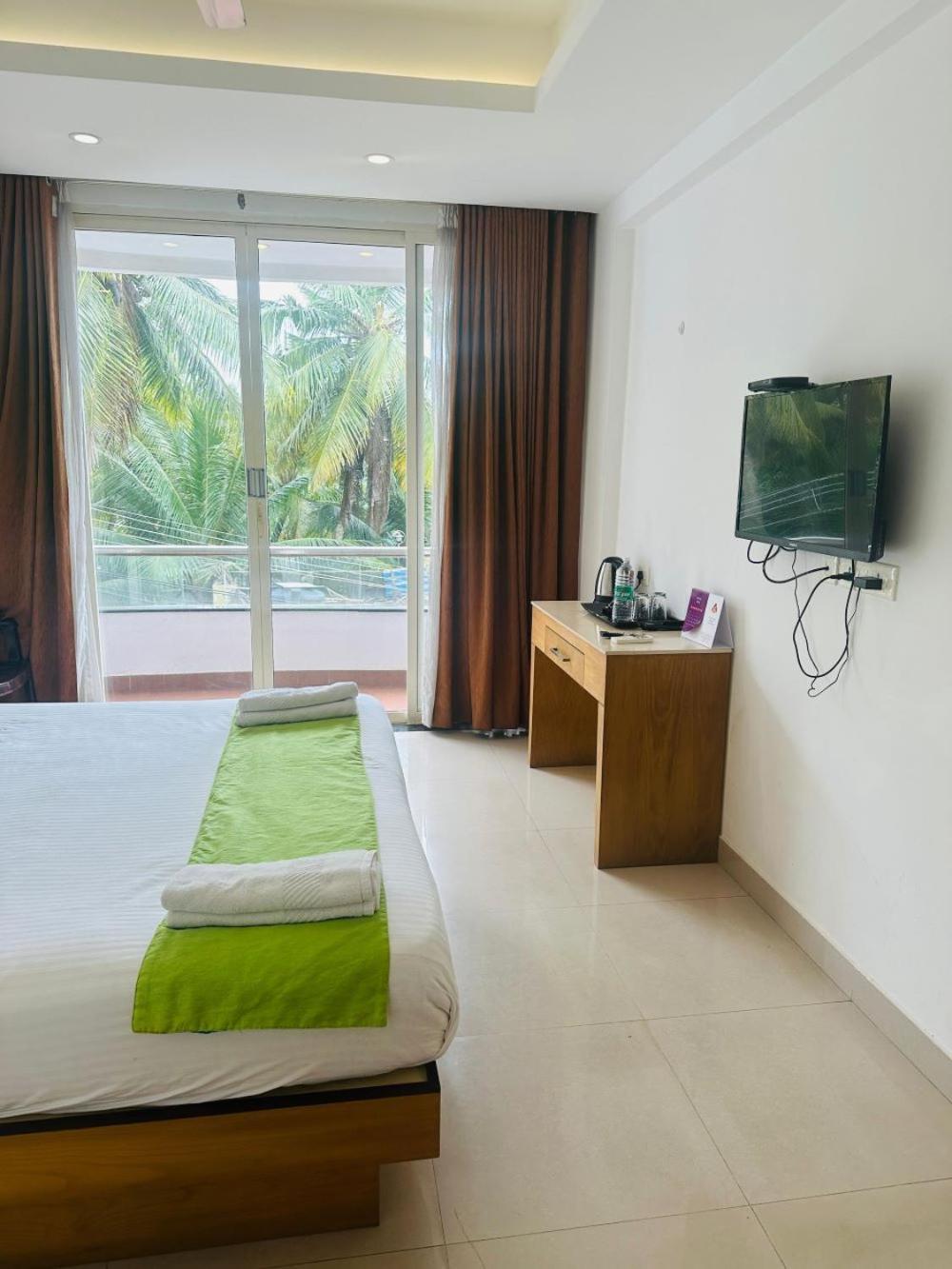 Cilantro By The Sea Hotel Thiruvananthapuram Buitenkant foto